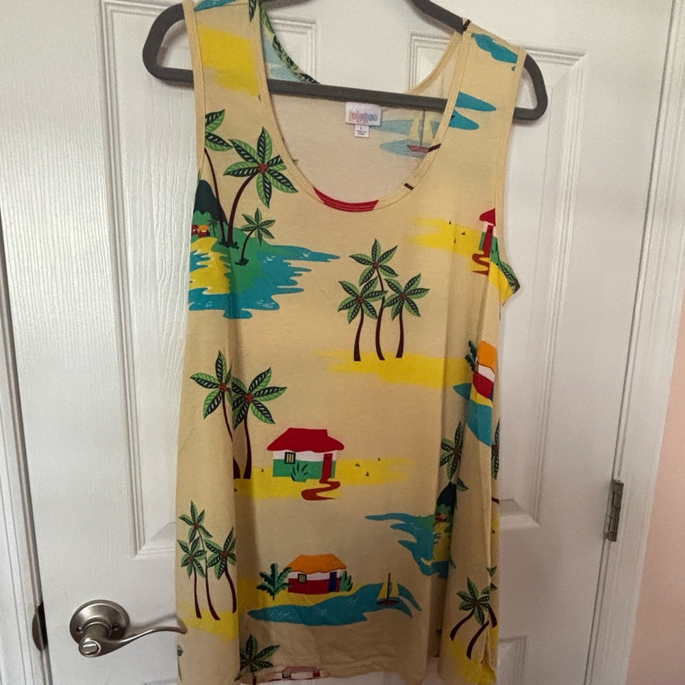 Lularoe Large Tropical Perfect Tank